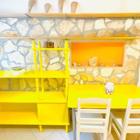 Colorful And Happy Apartment Sukosan - With Parking Bagian luar foto