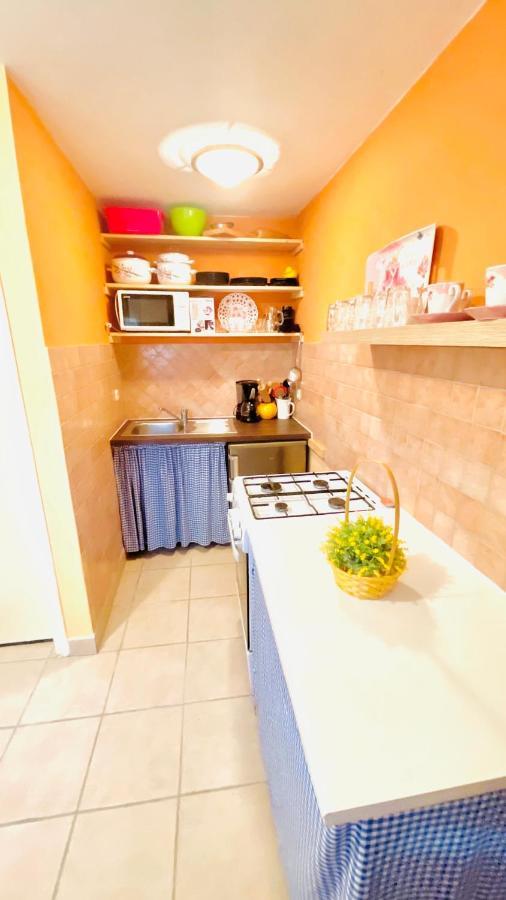 Colorful And Happy Apartment Sukosan - With Parking Bagian luar foto
