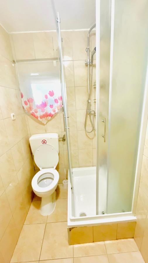 Colorful And Happy Apartment Sukosan - With Parking Bagian luar foto