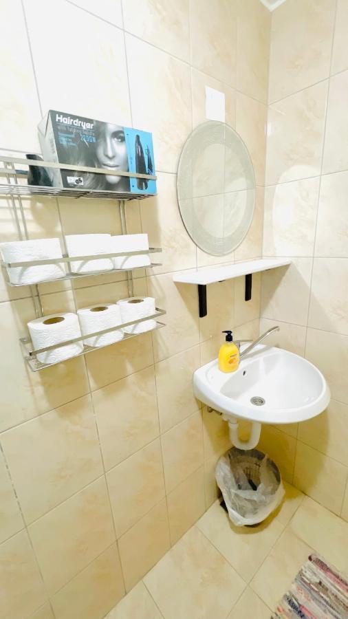 Colorful And Happy Apartment Sukosan - With Parking Bagian luar foto